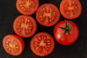 Manfaat Buah Tomat untuk kesehatan Tubuh - mecare.id